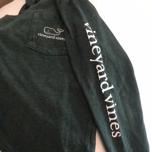 Vineyard Vines kids Long Sleeve with Hood Size 5. Good Used Condition